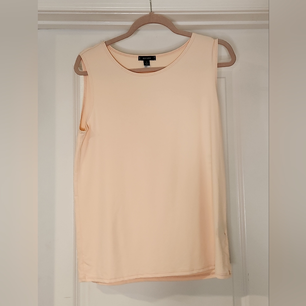 Alfani Essential Tank